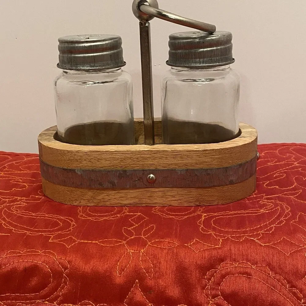 Farmhouse Round Shaped‎ Brushed Nickel Finish Salt & Pepper Shakers Cottagecore